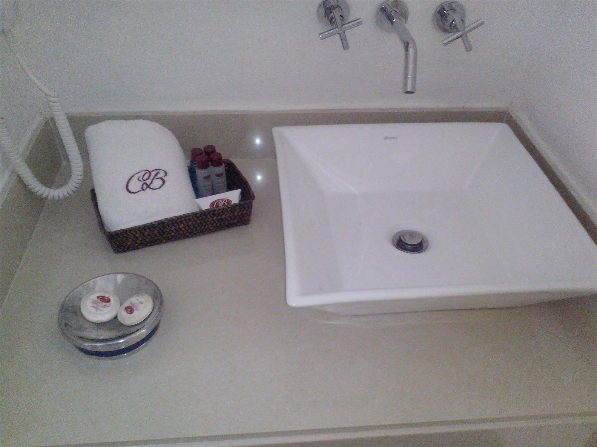 Lombok Hotel & Spa Antes Hotel Casablanca Guaduas Eksteriør billede